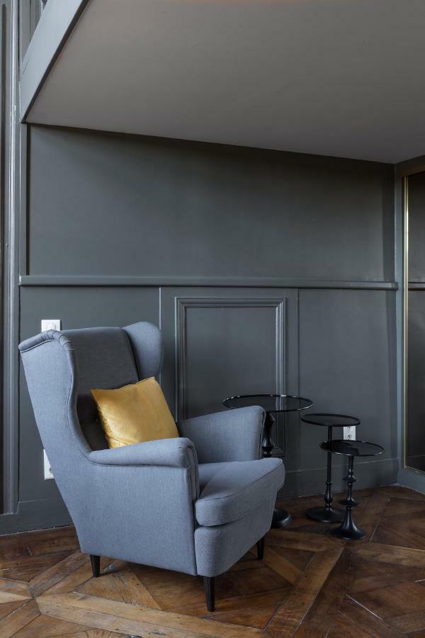Le 1727 Apartment