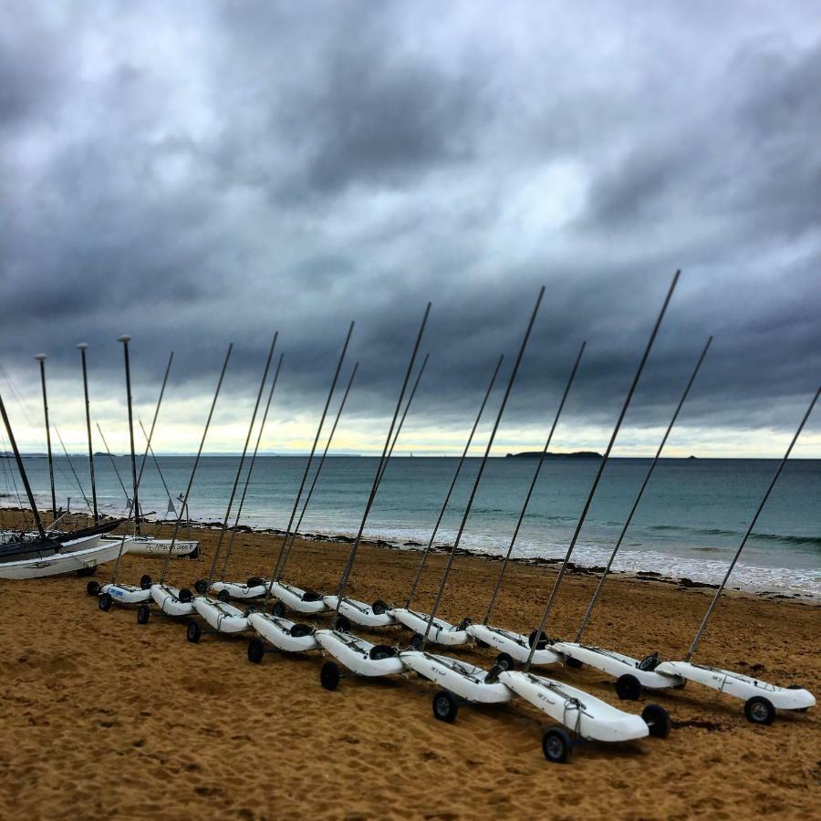 Le 1727 * Saint-Malo
