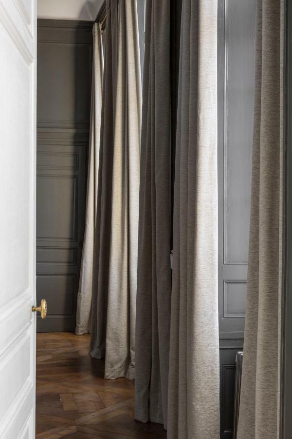 Le 1727 Apartment *